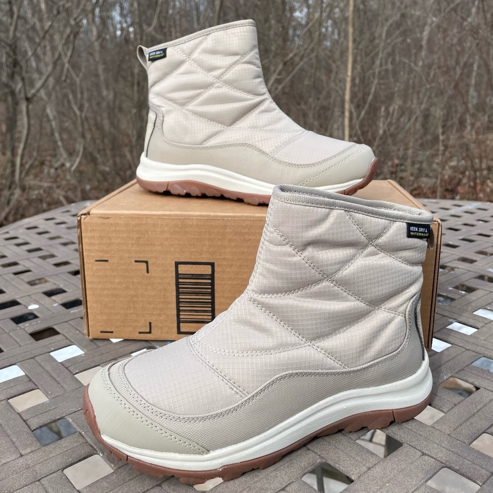 KEEN Terradora II Pull-On 7 Women's Outdoor Waterproof Boot Gorpcore Quilted New